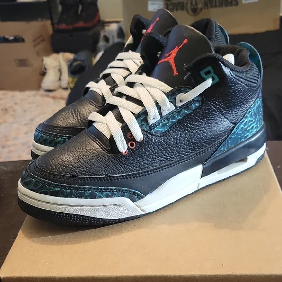 Jordan 3 Retro SE Rare Moto (GS) Boys 5Y Girls 6.5 EUC - Picture 2 of 10